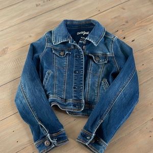 Girls crop dark denim jacket. Stretches